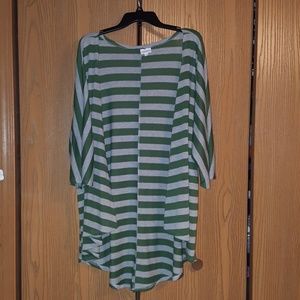 LuLaRoe medium Lindsay